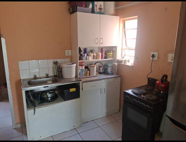BEDROOM APARTMENT FOR SALE IN COMMERCIA